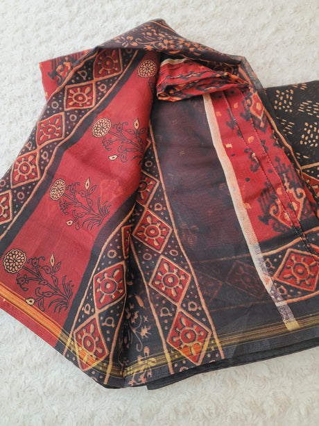 Soft digital printed linen saree