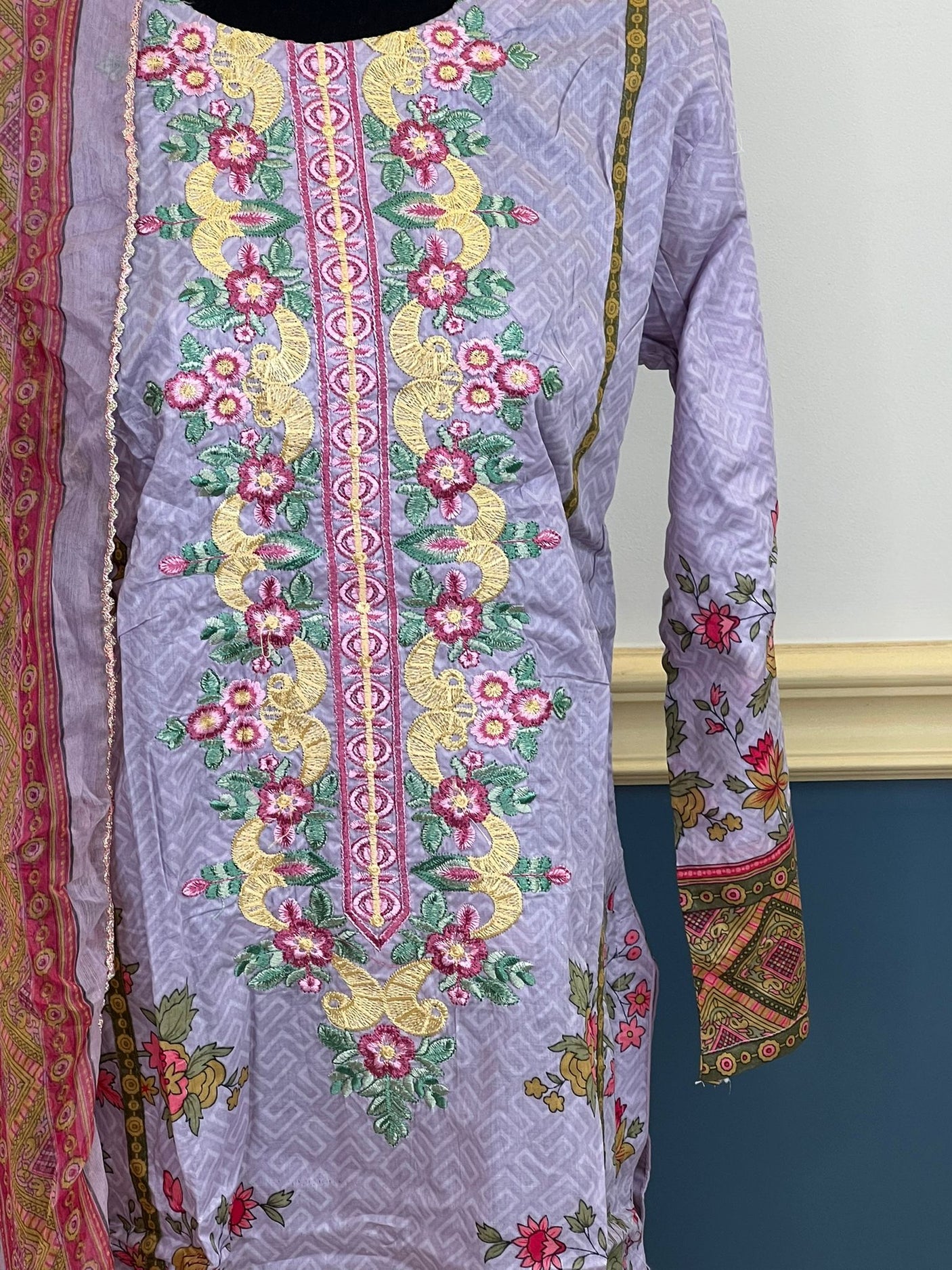 Pakistani Stitched lawn Embroidered Salwar kameez ready to ship