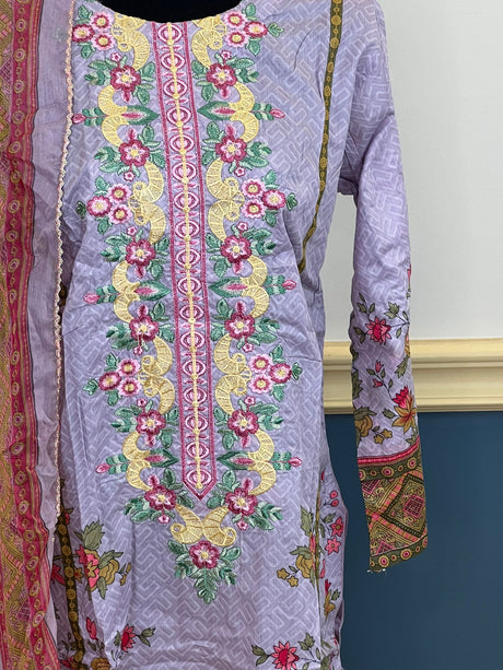 Pakistani Stitched lawn Embroidered Salwar kameez ready to ship