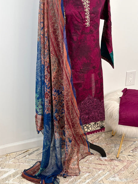 Pakistani Embroidered Lawn ready to ship