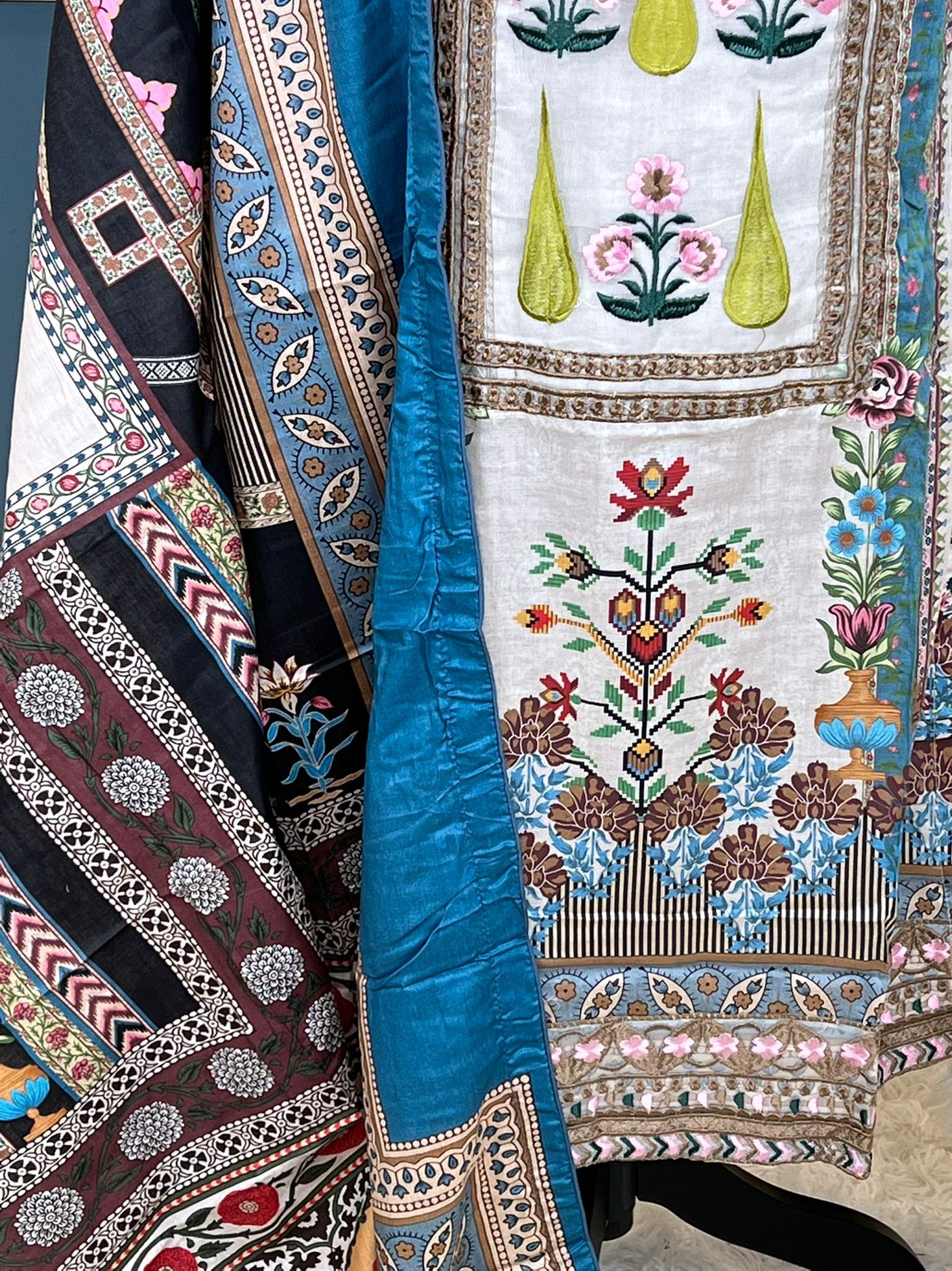 Pakistani Stitched lawn Embroidered Salwar kameez ready to ship