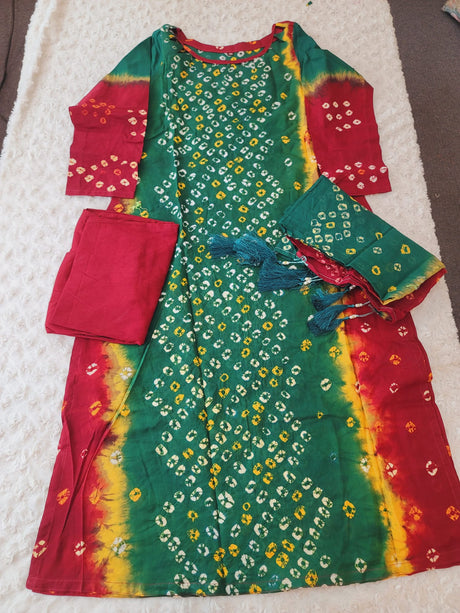 Bangladeshi batik salwer kamiz