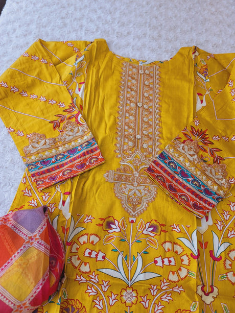 Pakistani stitched  lawn Embroidered Salwar kameez ready to ship