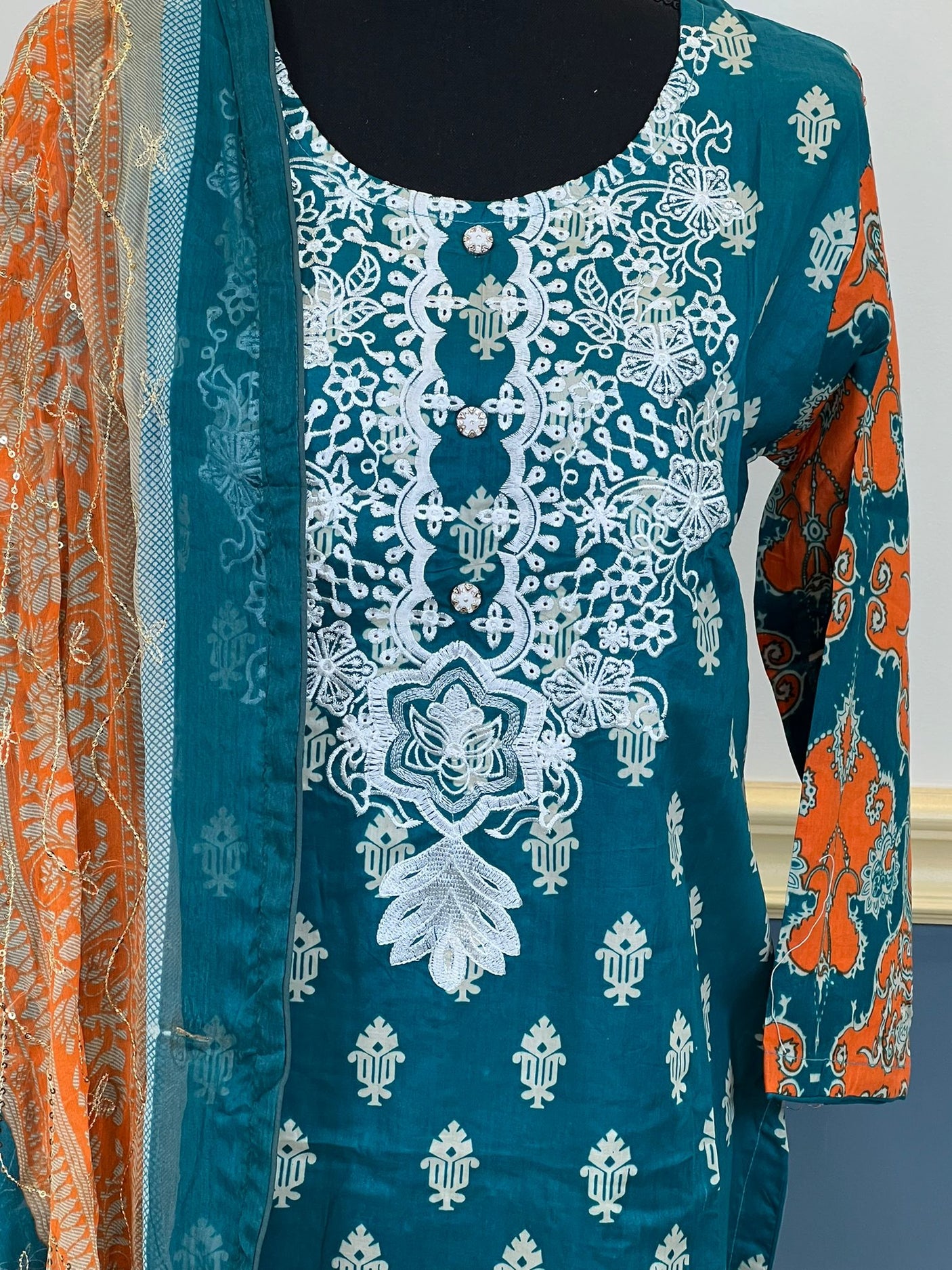 Pakistani Stitched lawn Embroidered Salwar kameez ready to ship