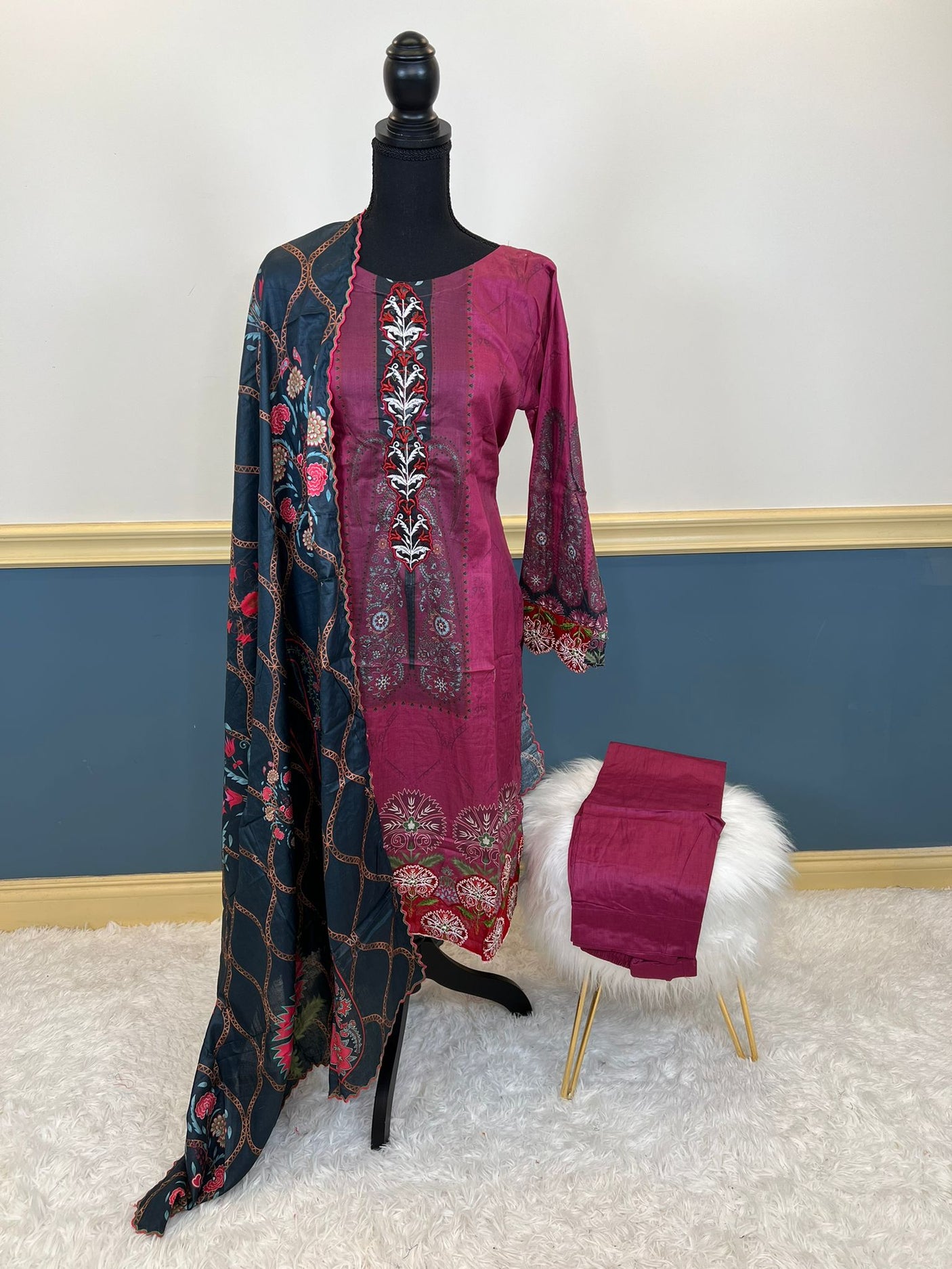 Pakistani Stitched lawn Embroidered Salwar kameez ready to ship