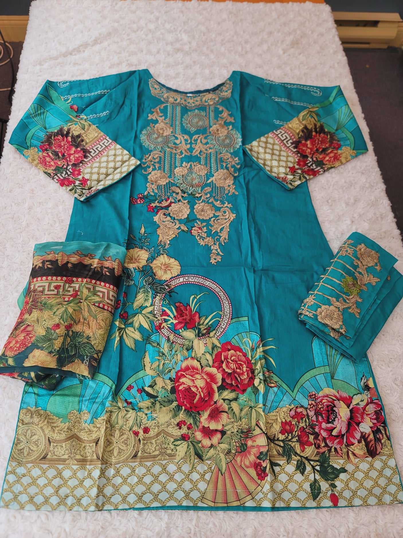 Pakistani Stitched lawn Embroidered Salwar kameez ready to ship