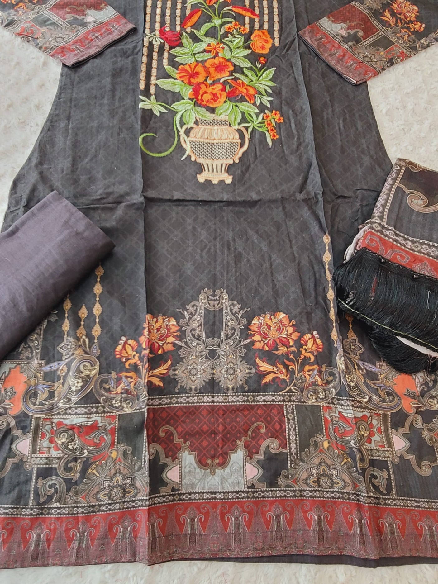 Pakistani Stitched lawn Embroidered Salwar kameez ready to ship