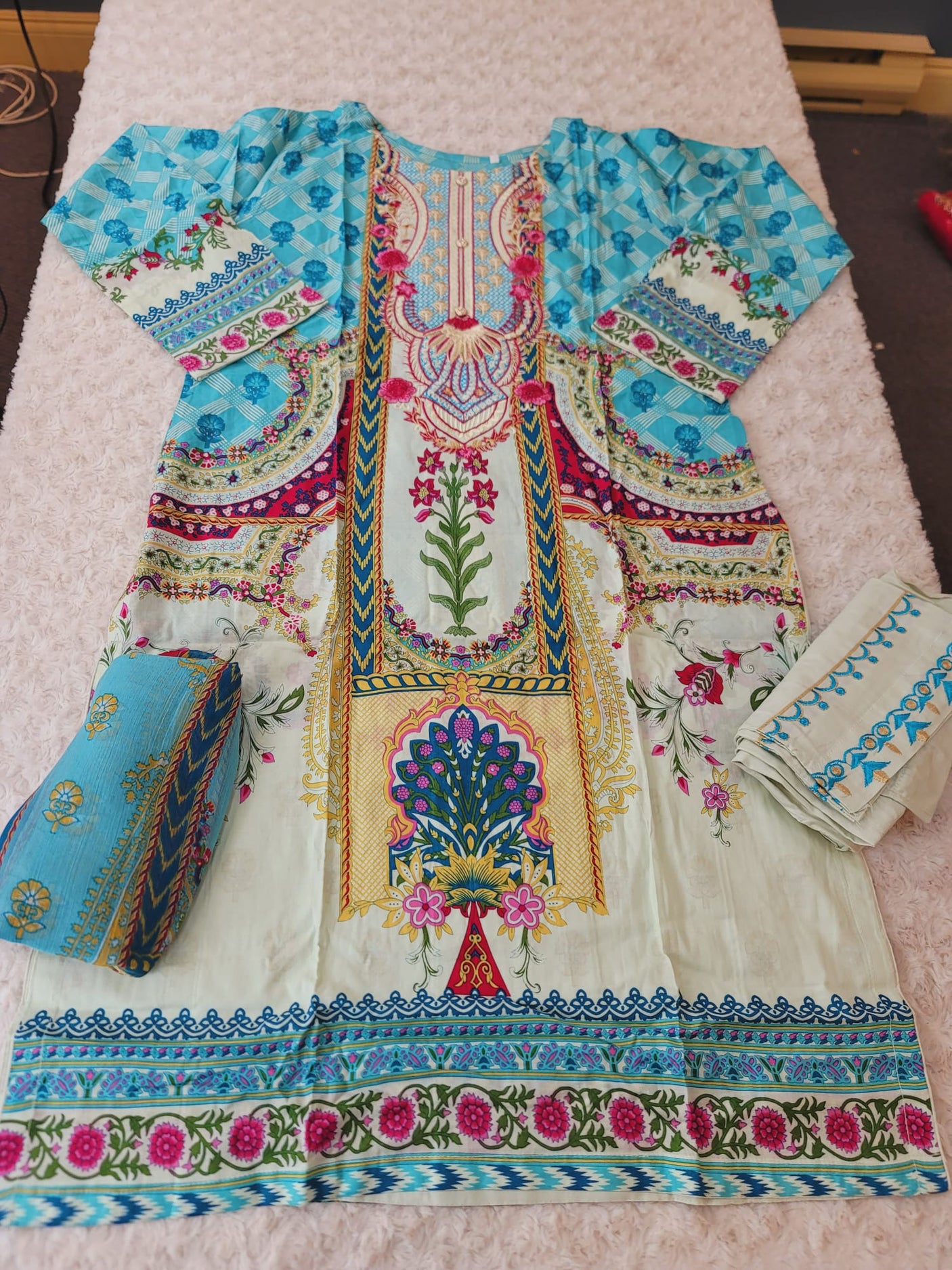 Pakistani Stitched lawn Embroidered Salwar kameez ready to ship
