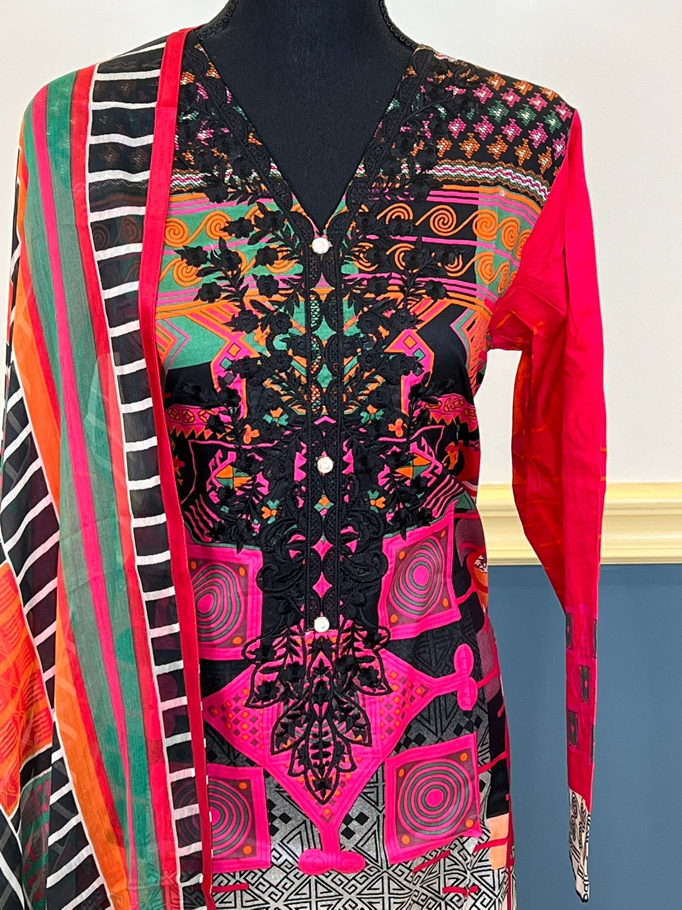 Pakistani Stitched lawn Embroidered Salwar kameez ready to ship