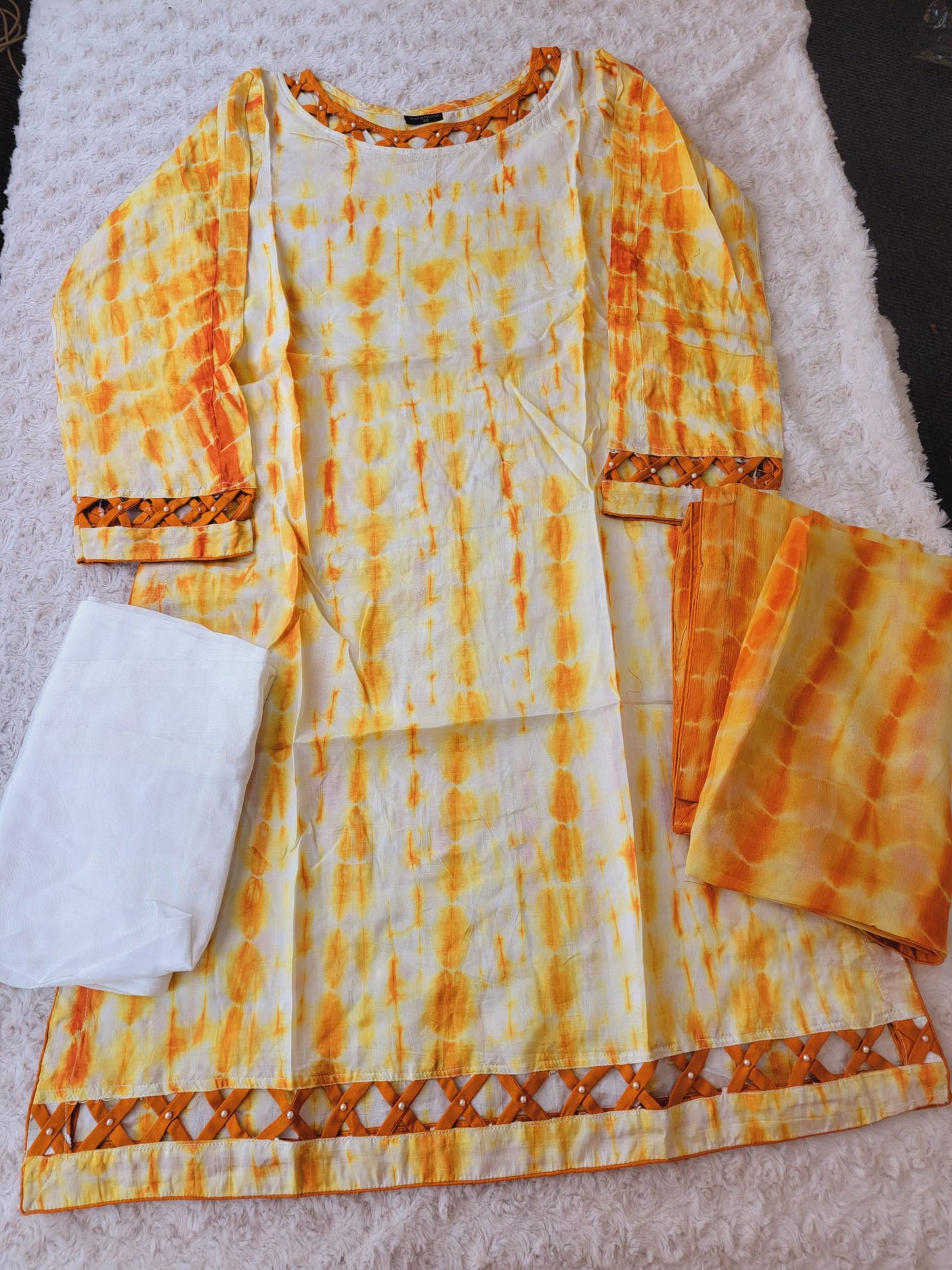 Pure silk tye dye designer salwer kamiz with pure chiffon dupatta