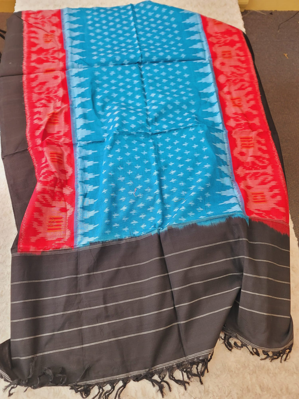 Handloom Ikkat Salwer Kamiz