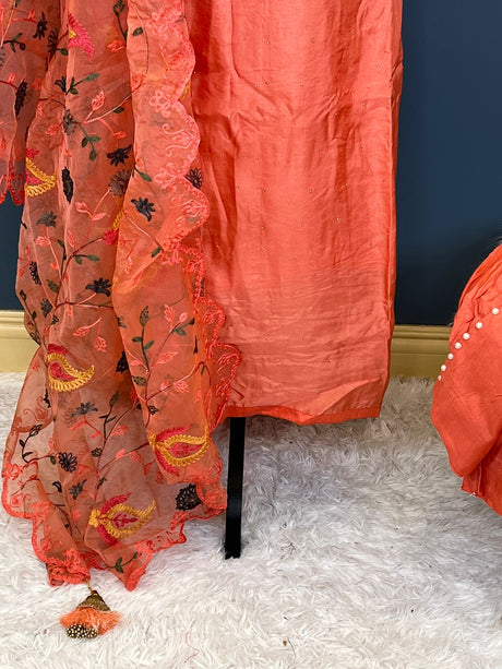 Pure zardousi Delhi Boutique