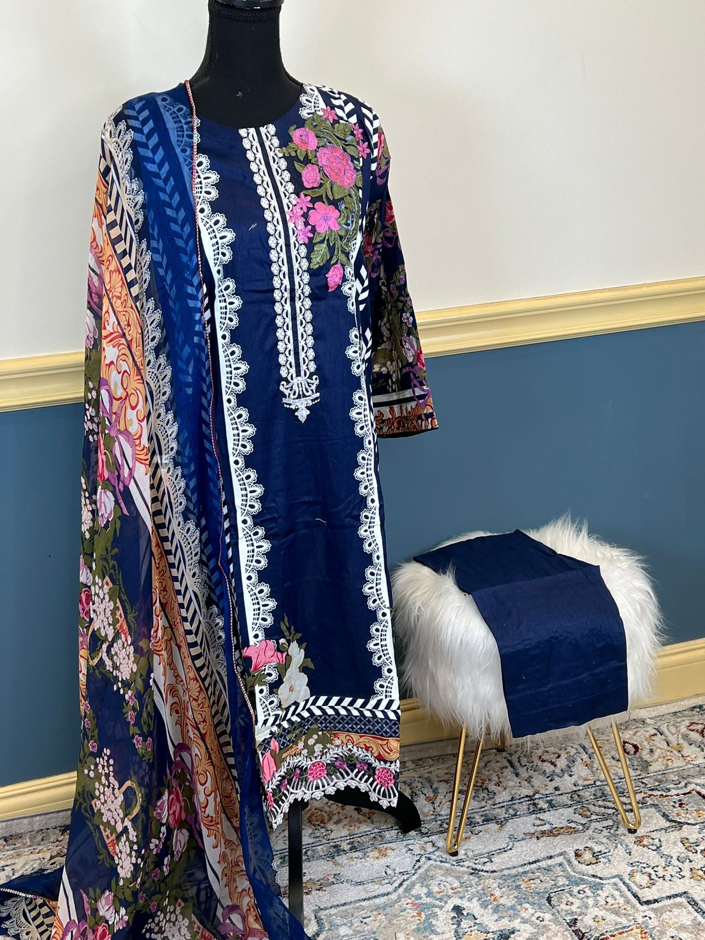 Pakistani Stitched Embroidered lawn Salwar kameez ready to ship