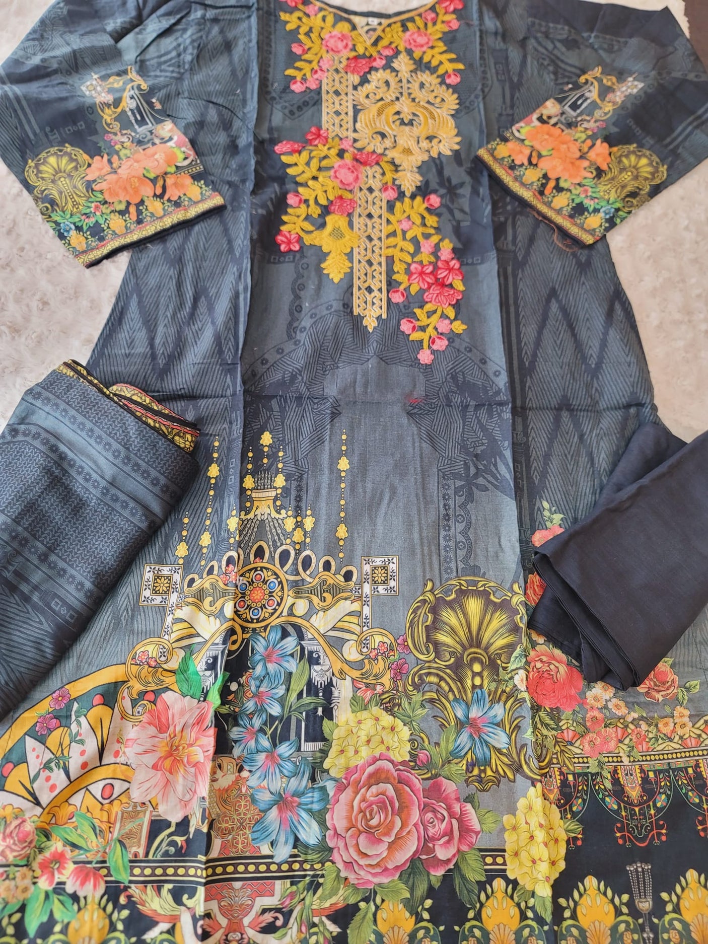 Pakistani Stitched lawn Embroidered Salwar kameez ready to ship