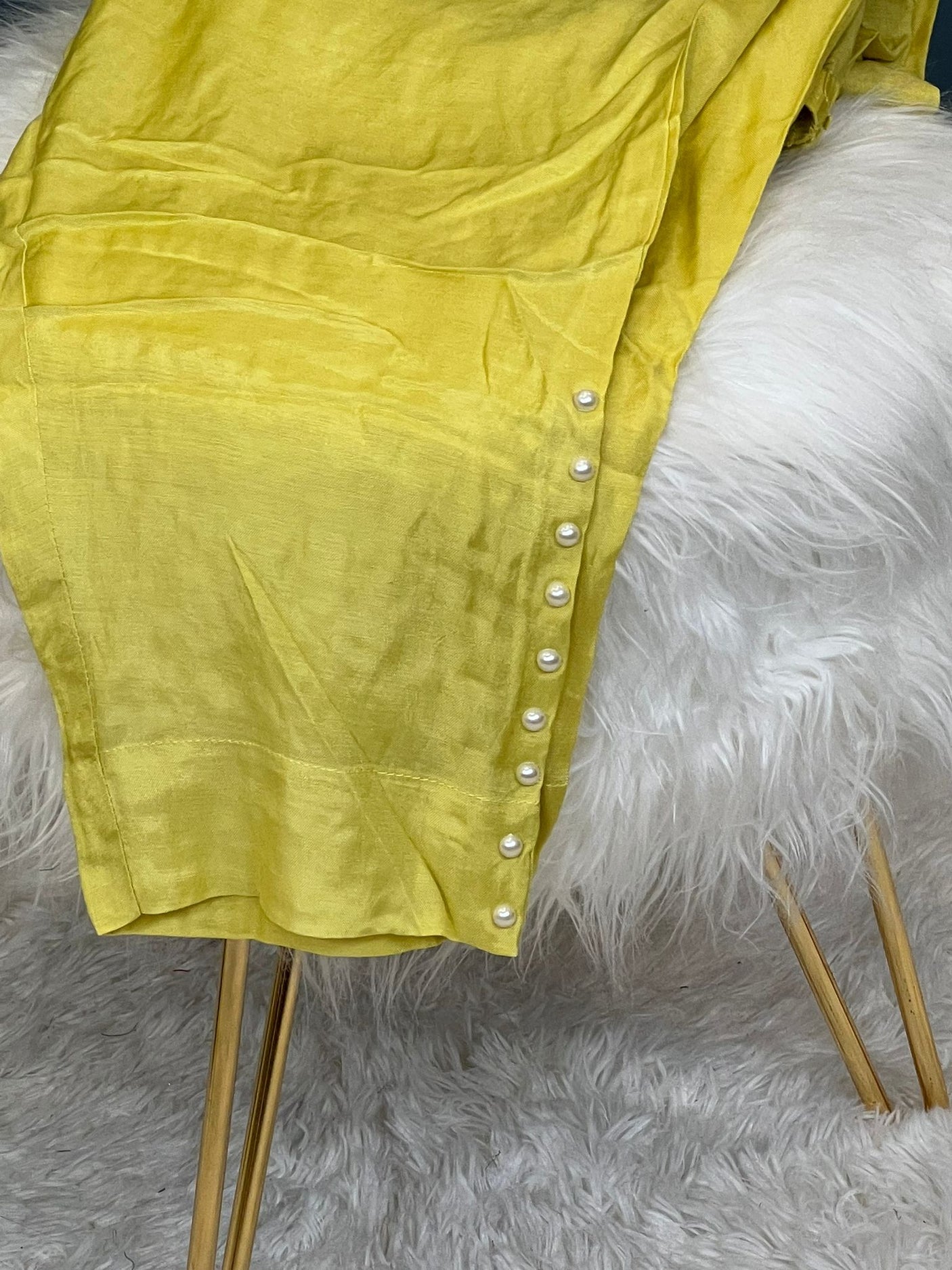 Pure zardousi Delhi Boutique