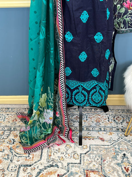 Pakistani Stitched Embroidered lawn Salwar kameez ready to ship