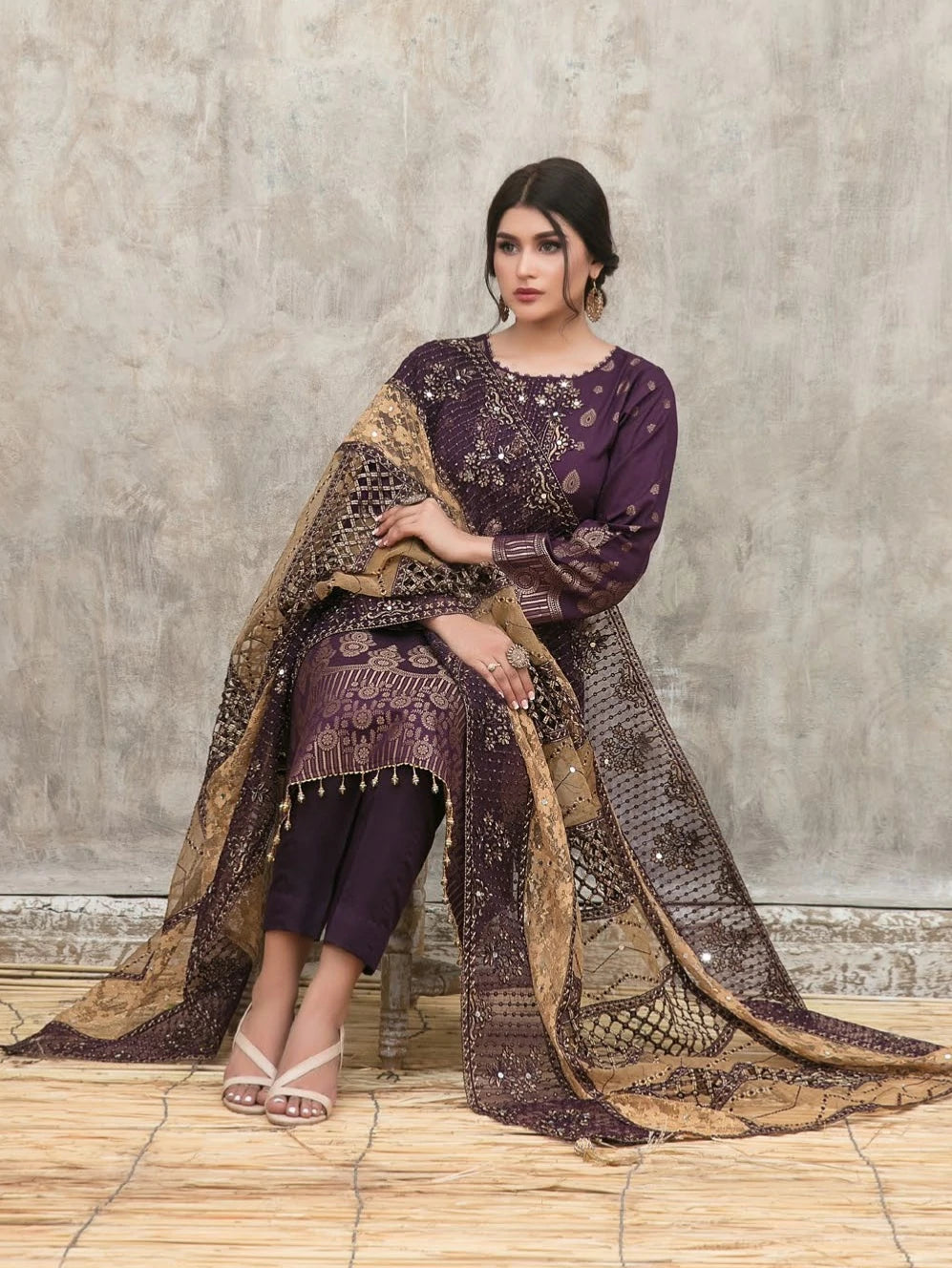 Dareechay Embroidered Banarsi Viscose By Tawakkal 100% Original