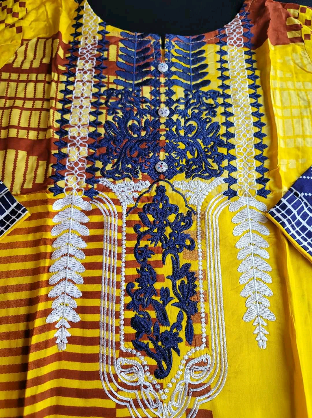 Pakistani linen Embroidered Salwar kameez Ready To Ship