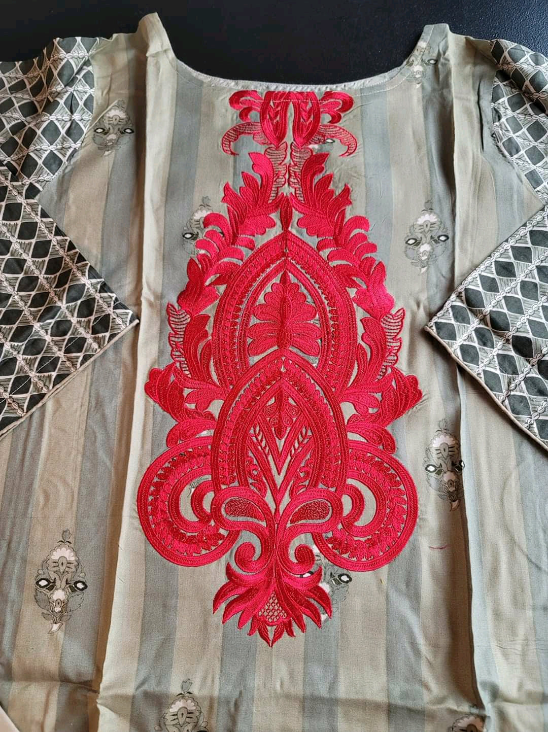 Pakistani linen Embroidered Salwar kameez Ready To Ship