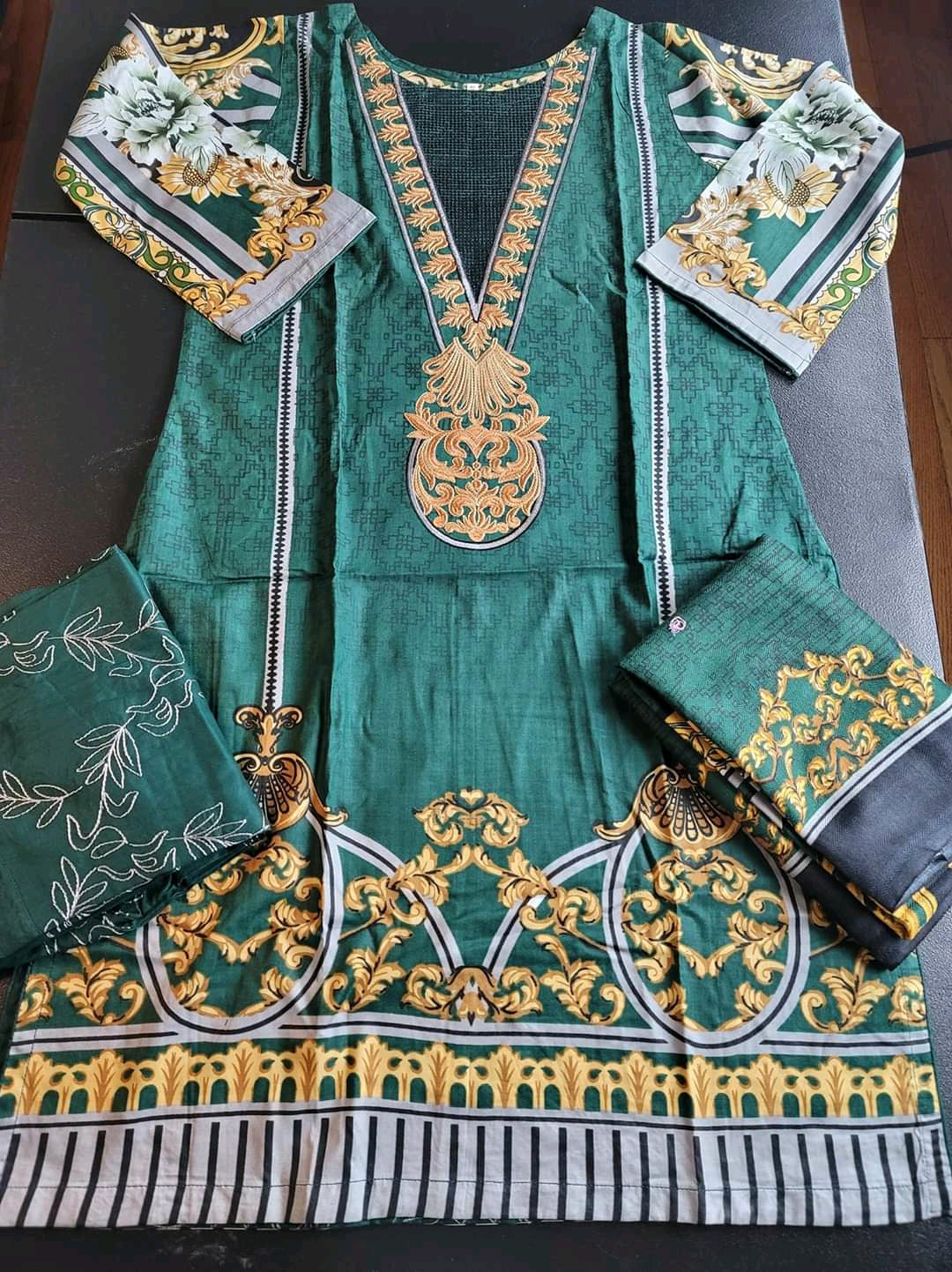 Pakistani linen Embroidered Salwar kameez Ready To Ship