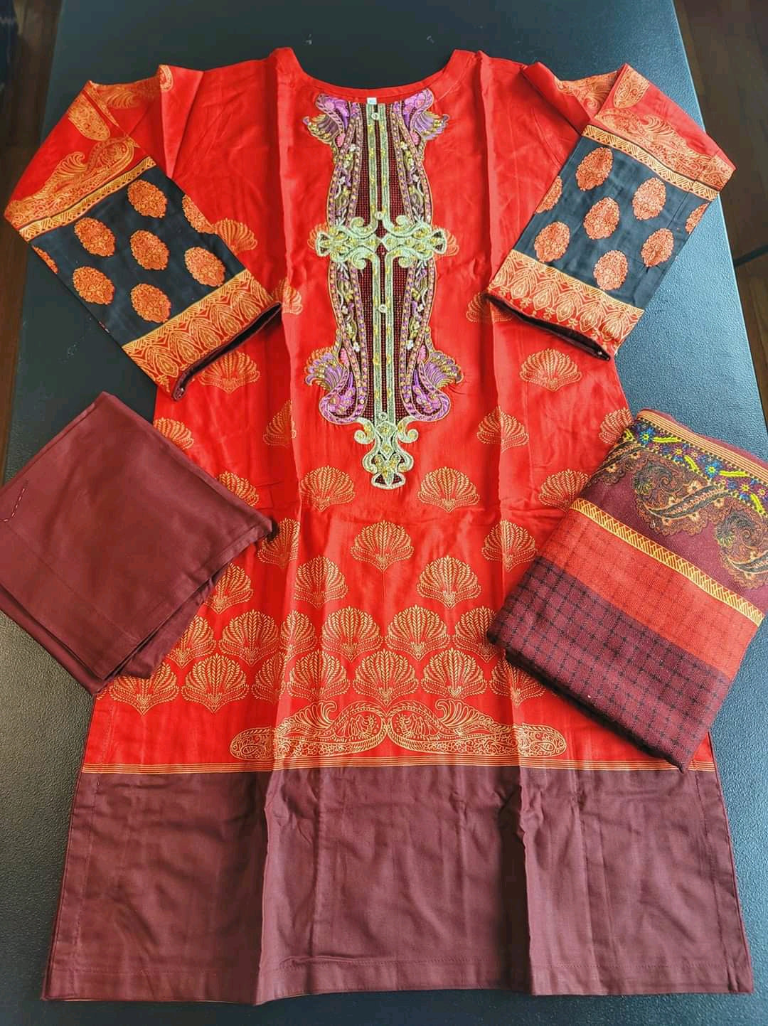 Pakistani linen Embroidered Salwar kameez Ready To Ship