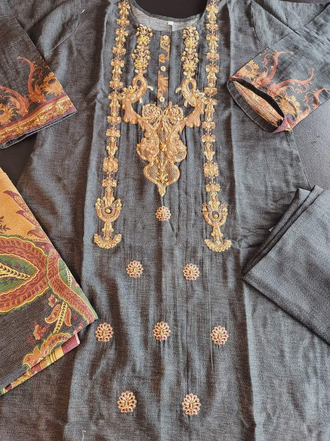 Pakistani linen Embroidered Salwar kameez Ready To Ship