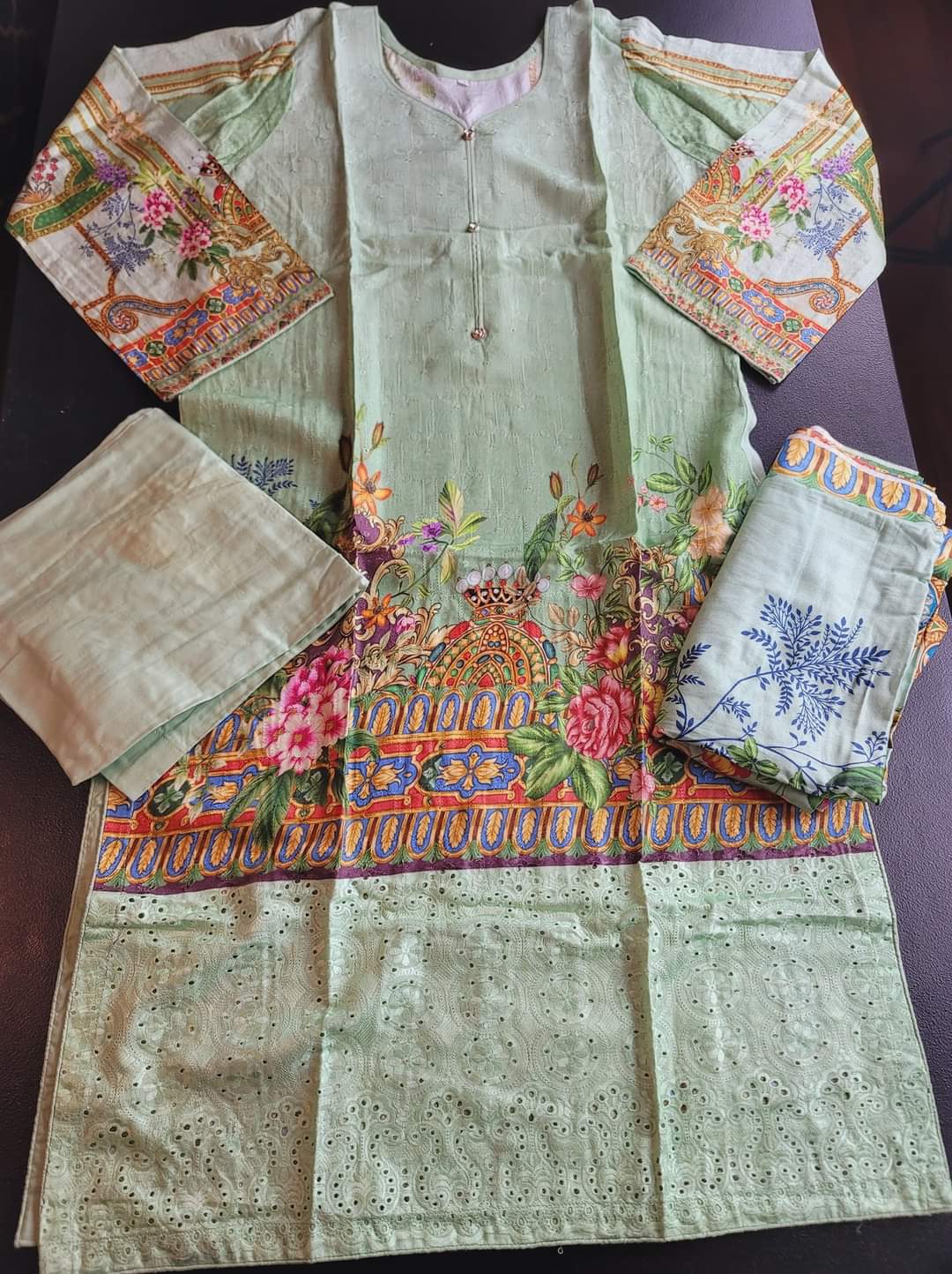 Pakistani Linen Chickenkari Embroidered Salwar kameez Ready To Ship