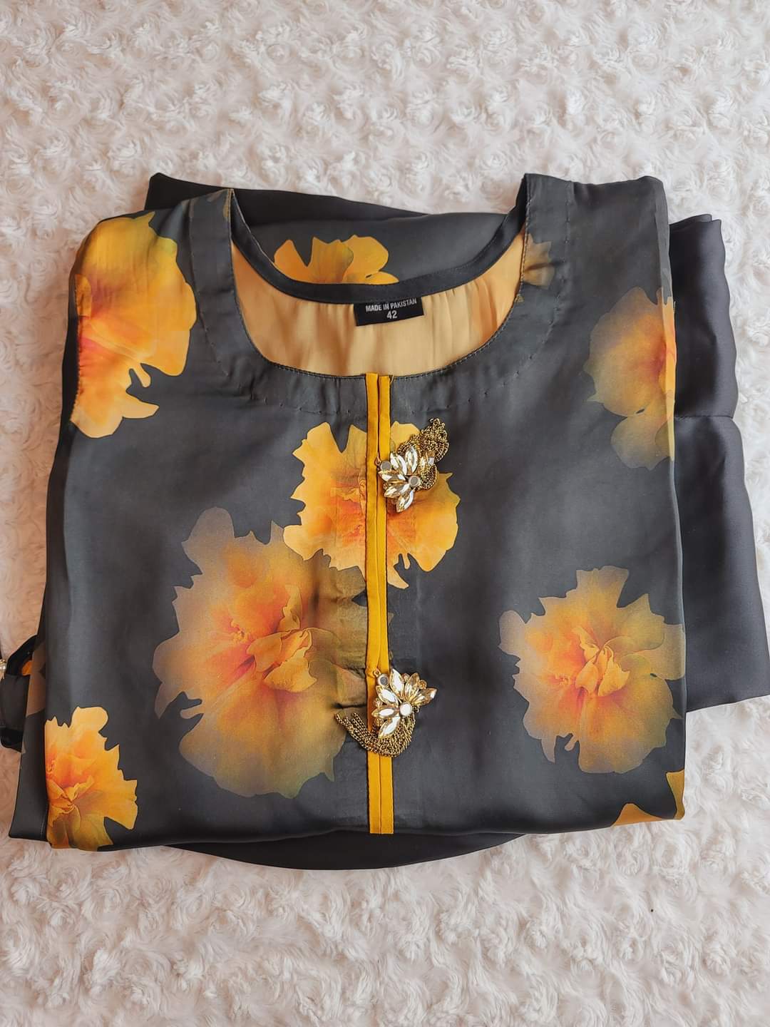 Pakistani Super soft silk kurti with tulip pant