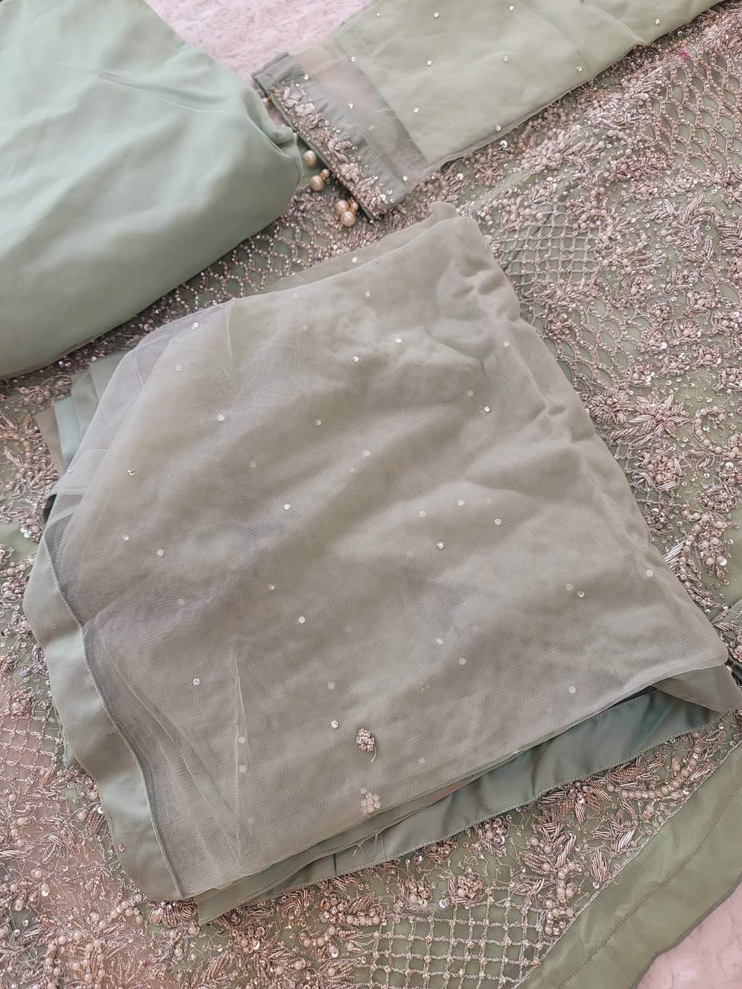 Eid special Pakistani orginal full  zardosi work boutique dress with skirt-100% original guaranteed