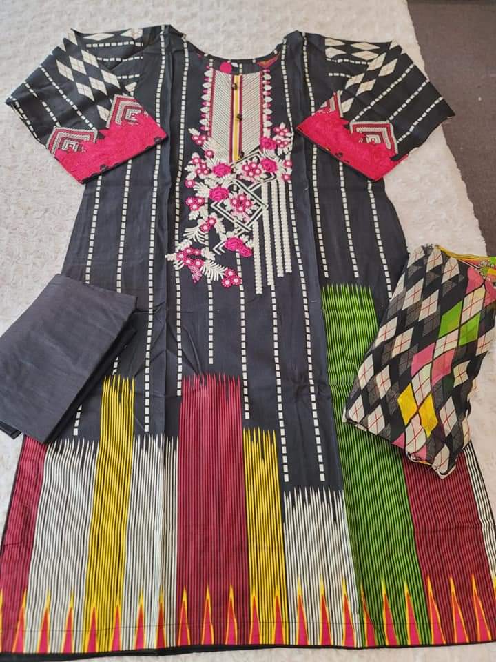 Pakistani Stitched Embroidered Lawn Salwar kameez ready to ship