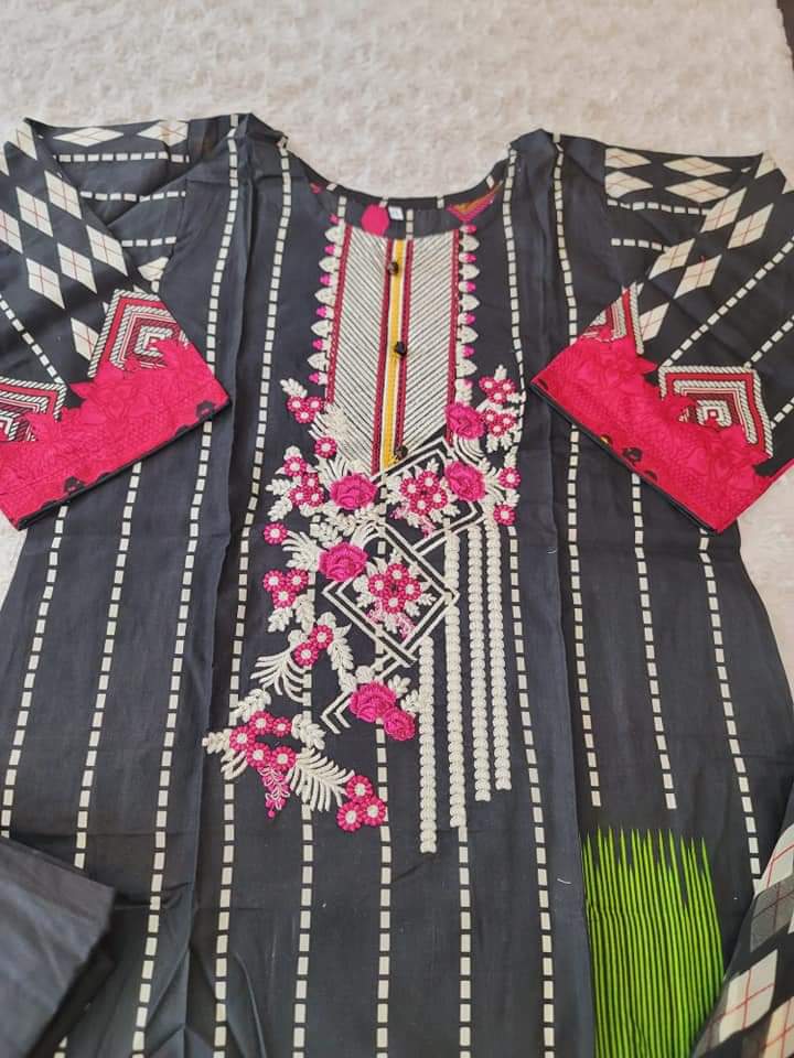 Pakistani Stitched Embroidered Lawn Salwar kameez ready to ship