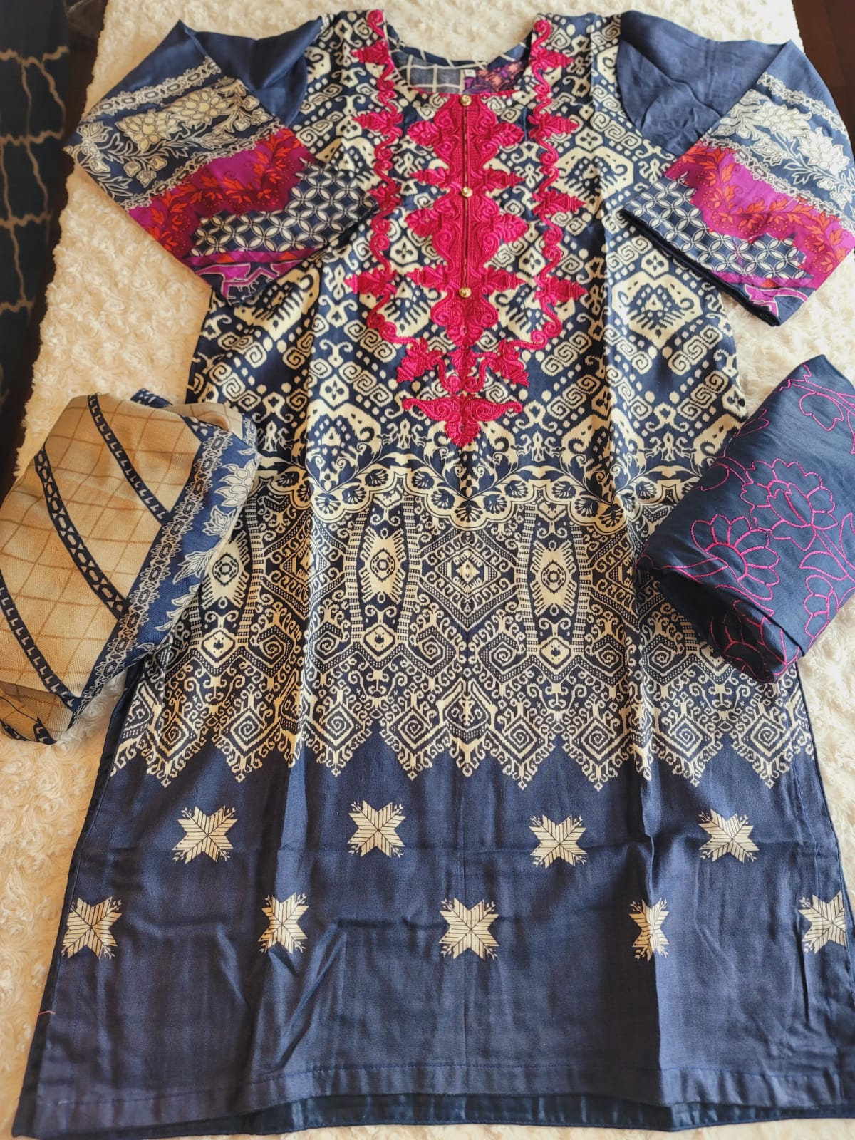 Pakistani linen Embroidered Salwar kameez Ready To Ship