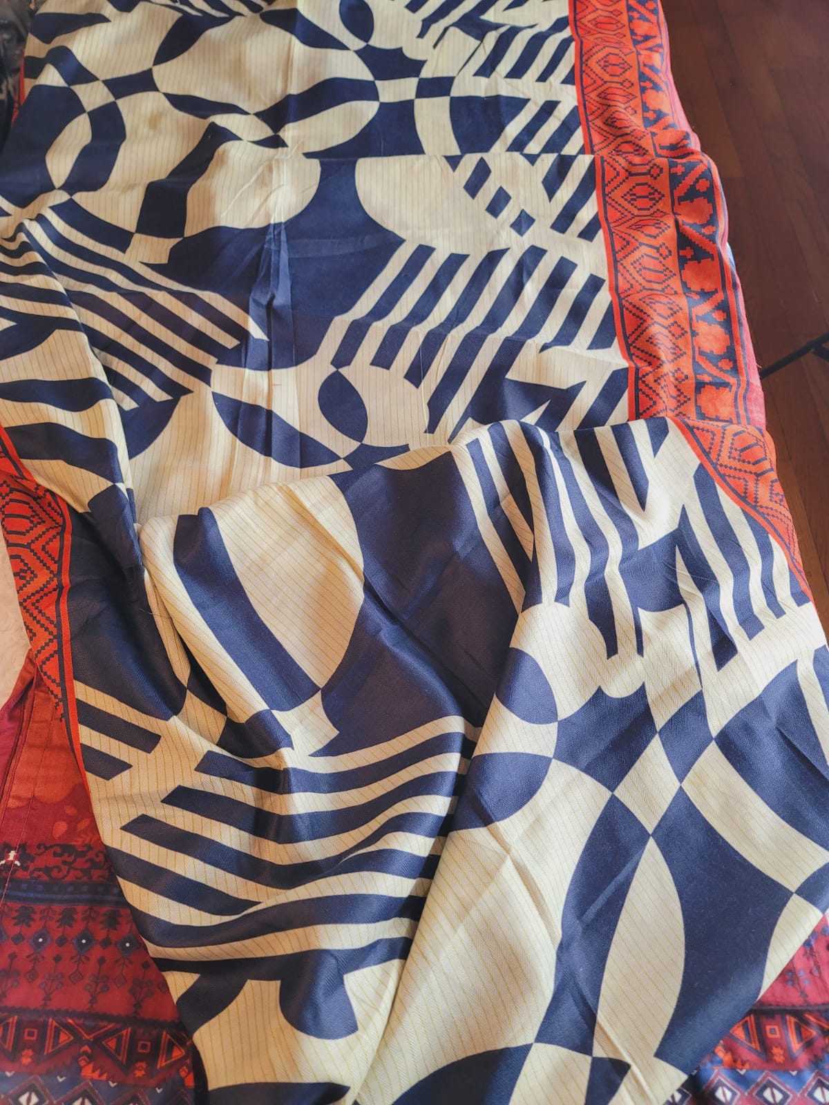 Pakistani linen Embroidered Salwar kameez Ready To Ship