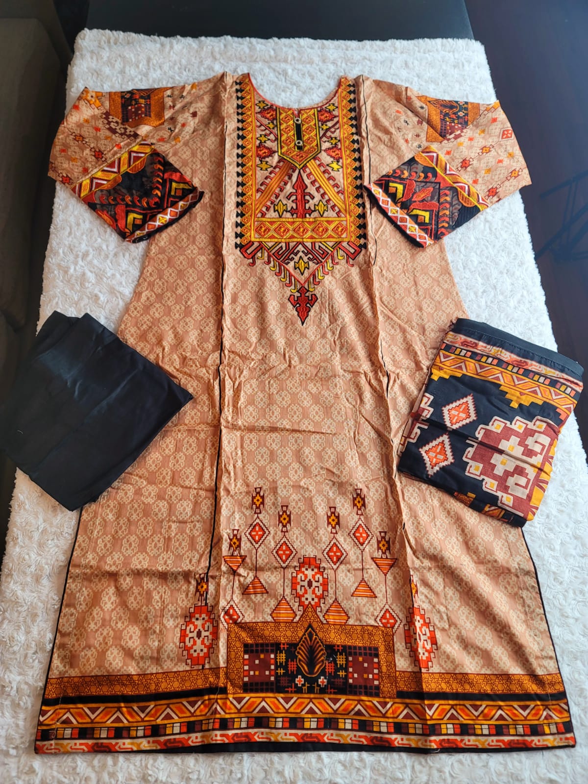 Pakistani lawn Embroidered Salwar kameez Ready To Ship