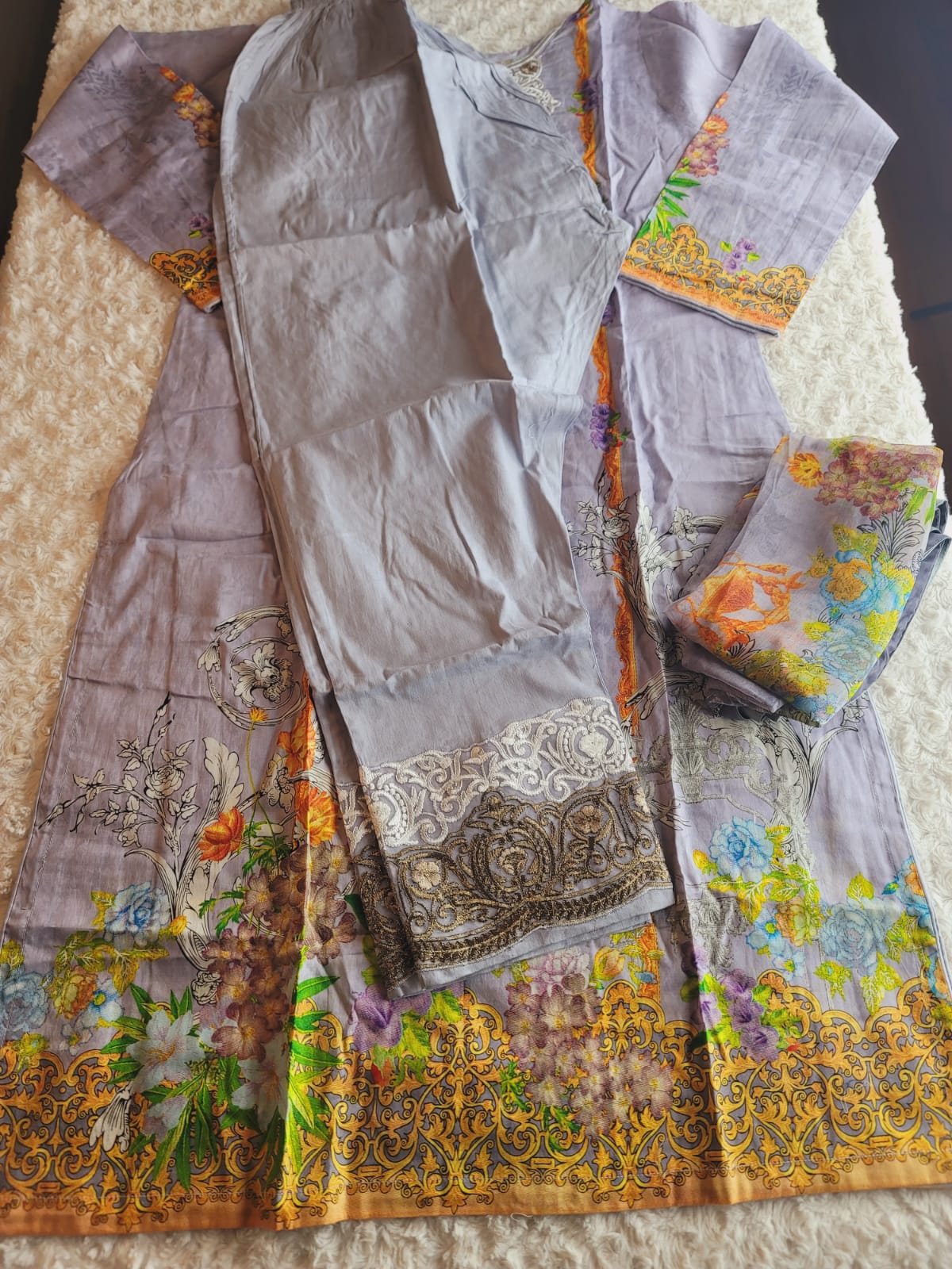 Pakistani lawn Embroidered Salwar kameez Ready To Ship