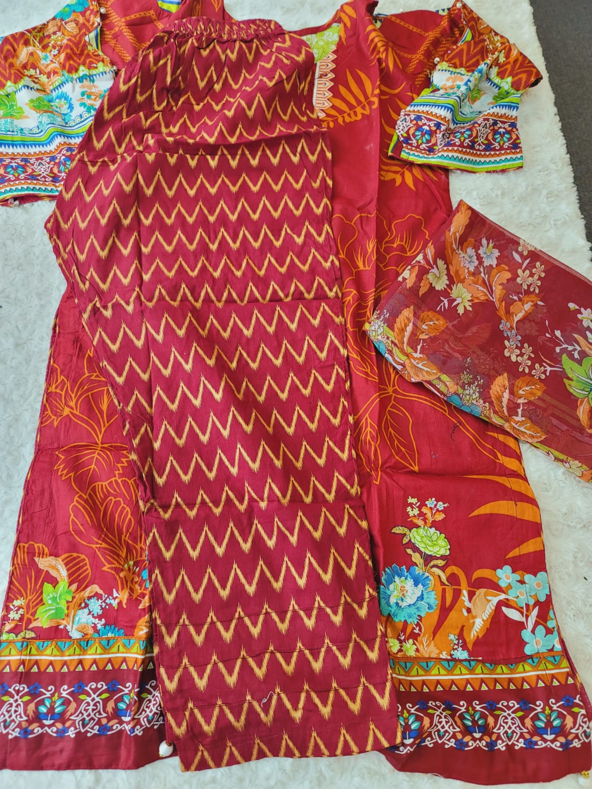 Pakistani stitched  lawn Embroidered Salwar kameez ready to ship