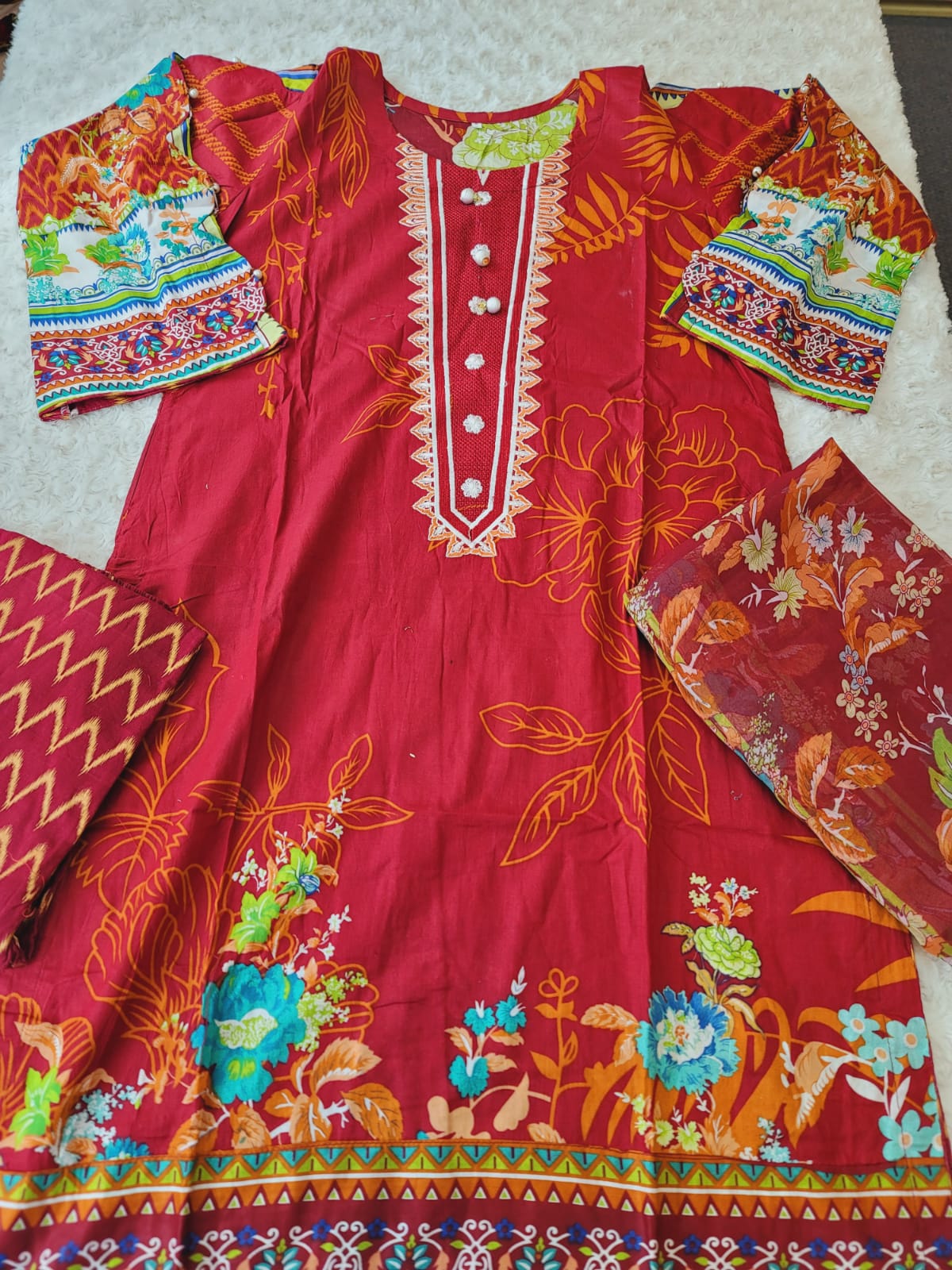 Pakistani stitched  lawn Embroidered Salwar kameez ready to ship