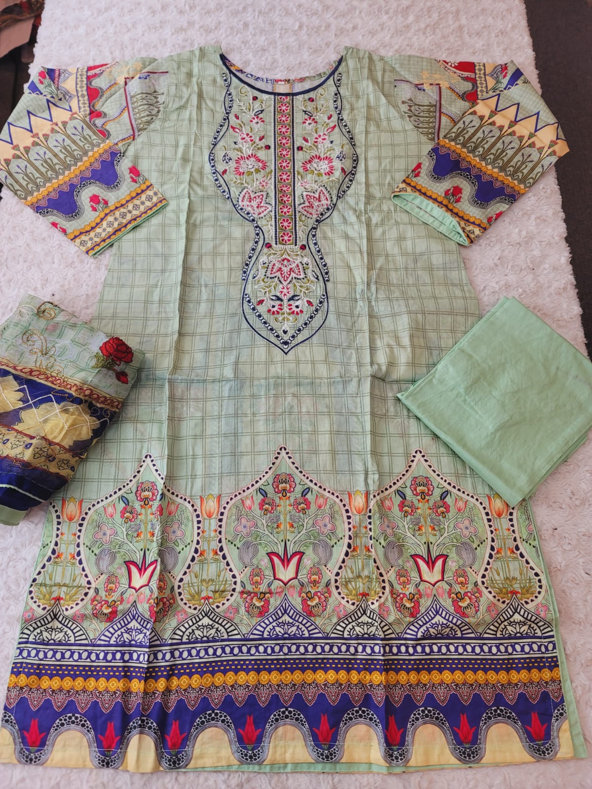 Pakistani stitched  lawn Embroidered Salwar kameez ready to ship