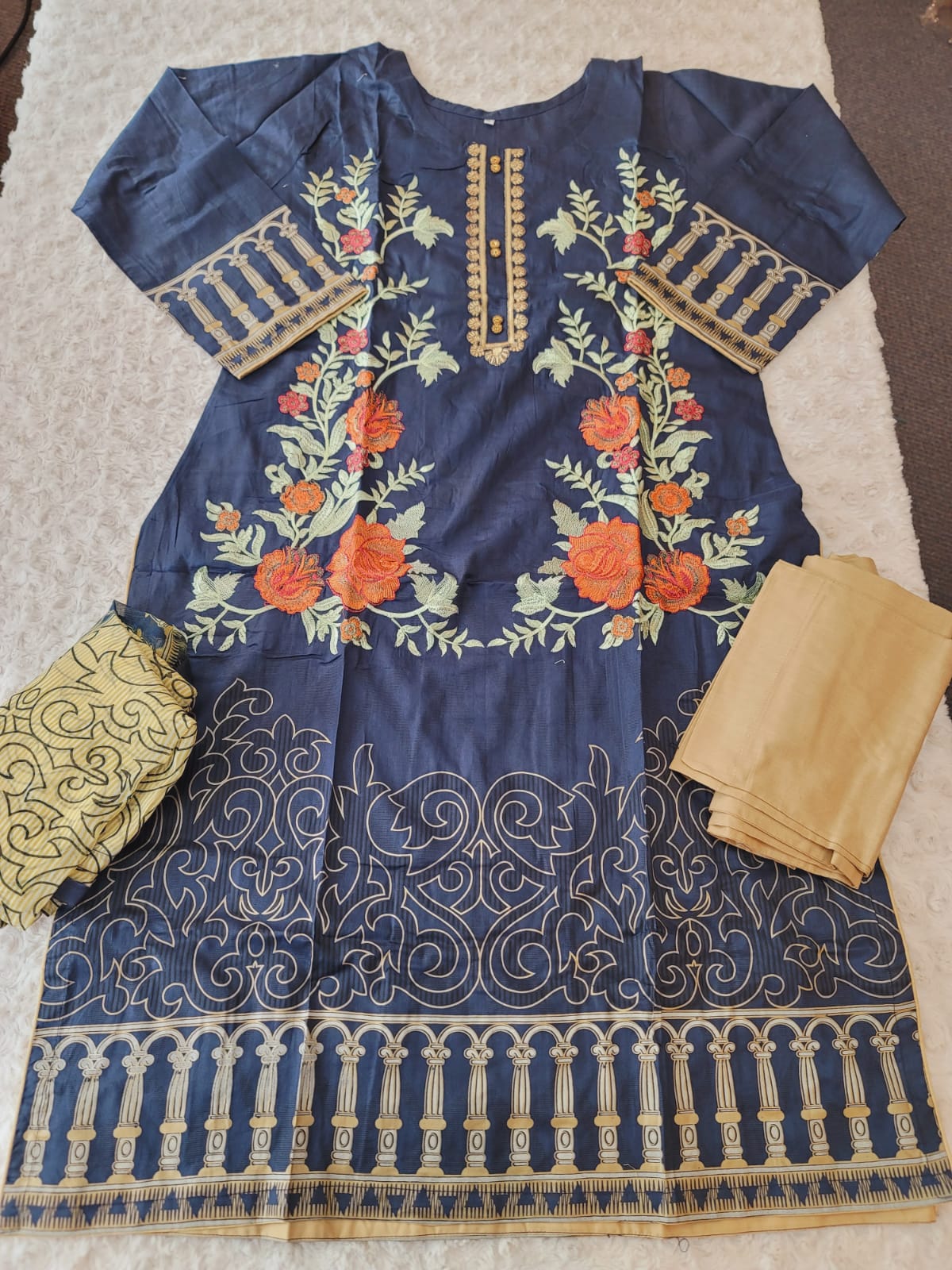 Pakistani stitched  lawn Embroidered Salwar kameez ready to ship