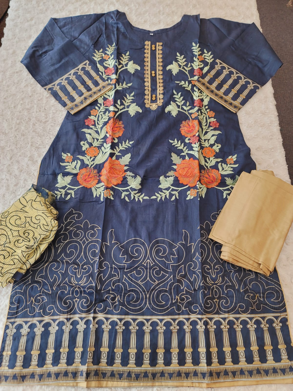 Pakistani stitched  lawn Embroidered Salwar kameez ready to ship