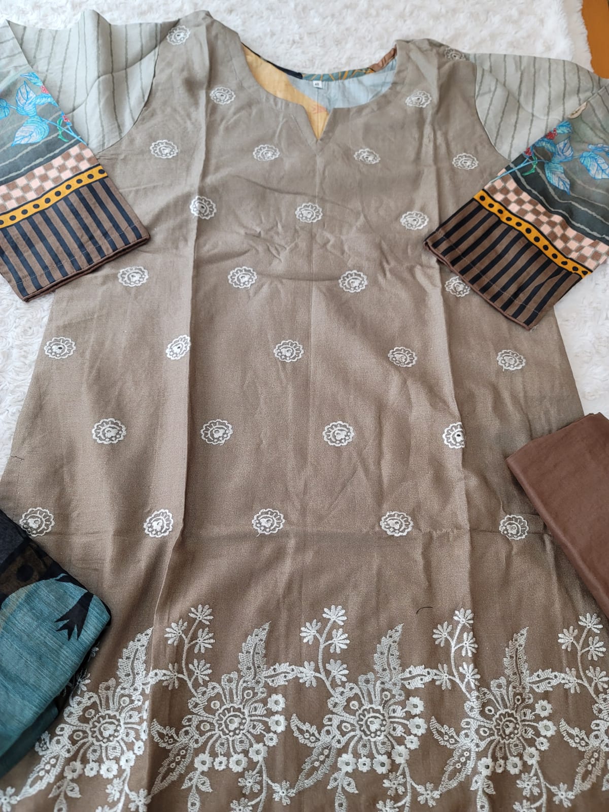 Pakistani stitched  lawn Embroidered Salwar kameez ready to ship