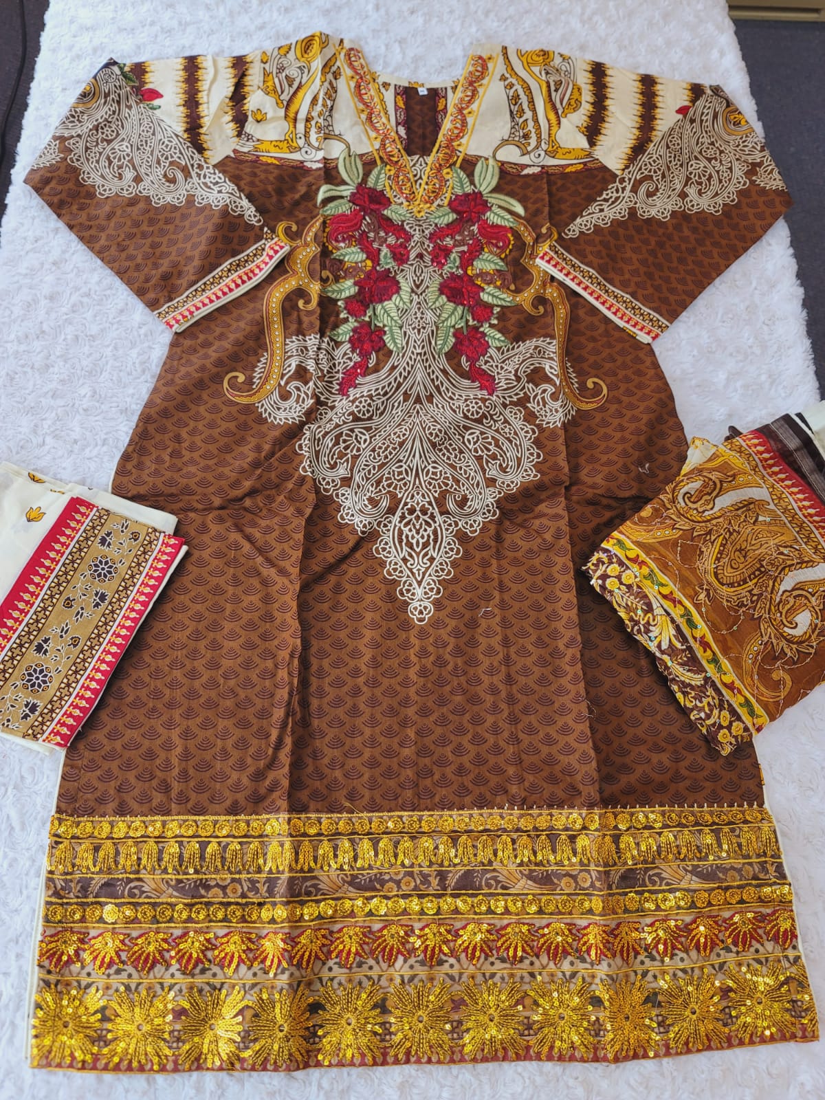 Pakistani stitched  lawn Embroidered Salwar kameez ready to ship