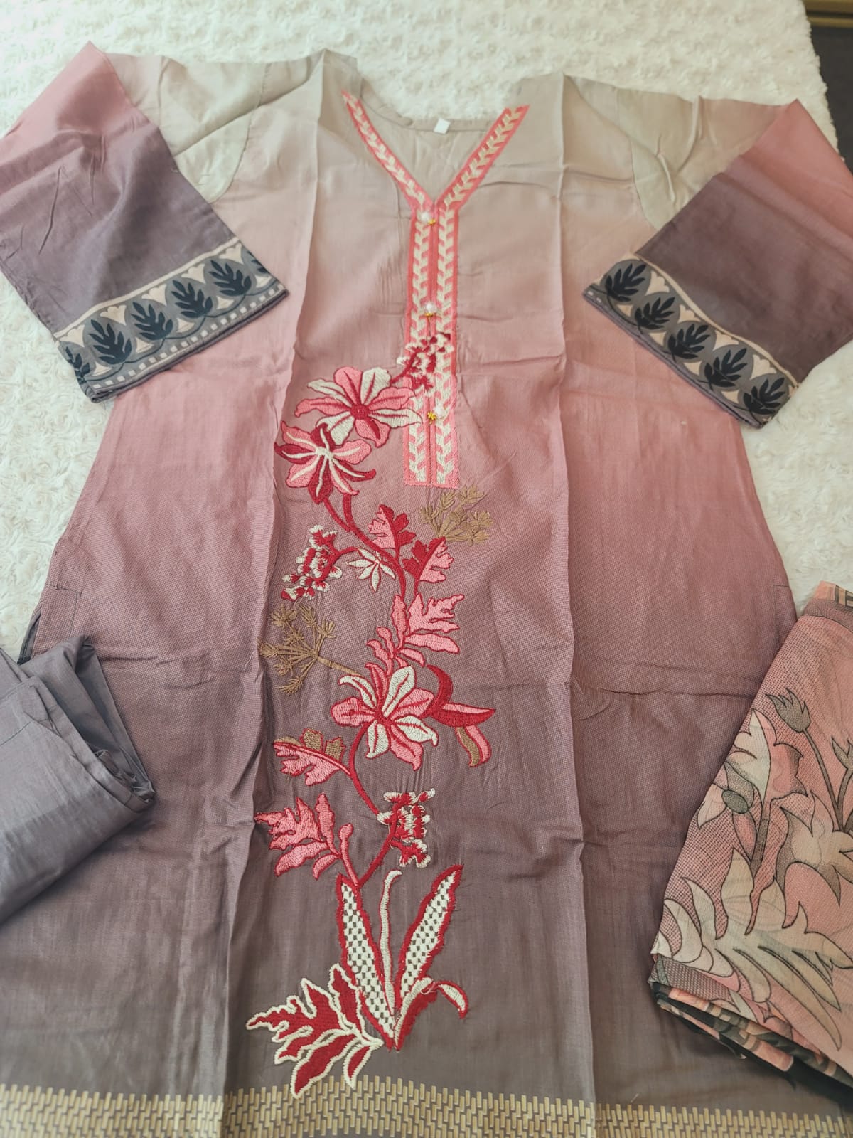 Pakistani Stitched Embroidered Lawn Salwar kameez ready to ship