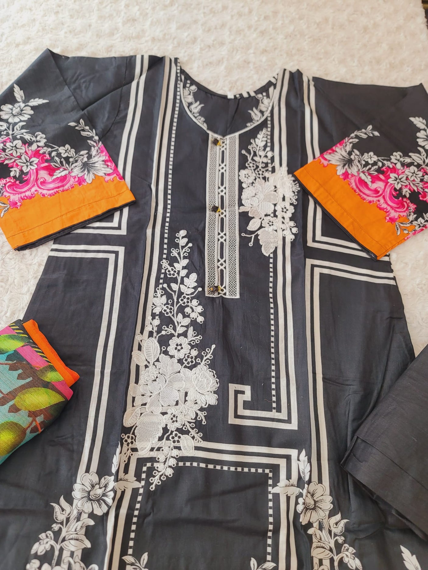 Pakistani Stitched Embroidered Lawn Salwar kameez ready to ship