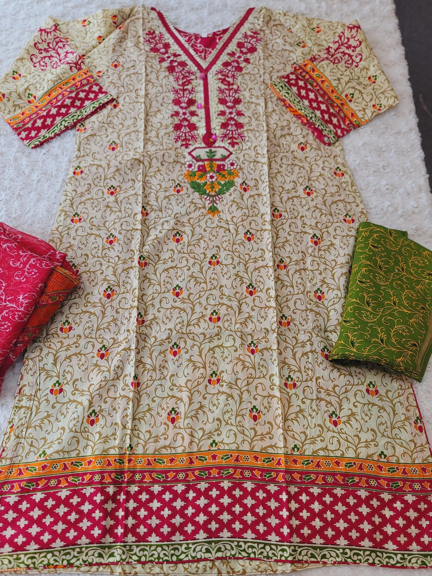 Pakistani Stitched Embroidered Lawn Salwar kameez ready to ship