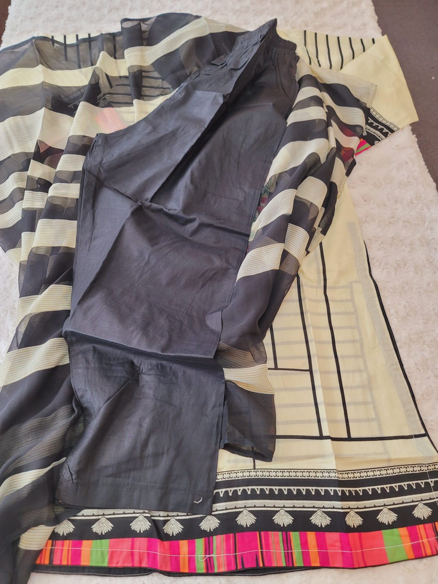 Pakistani Stitched Embroidered Lawn Salwar kameez ready to ship