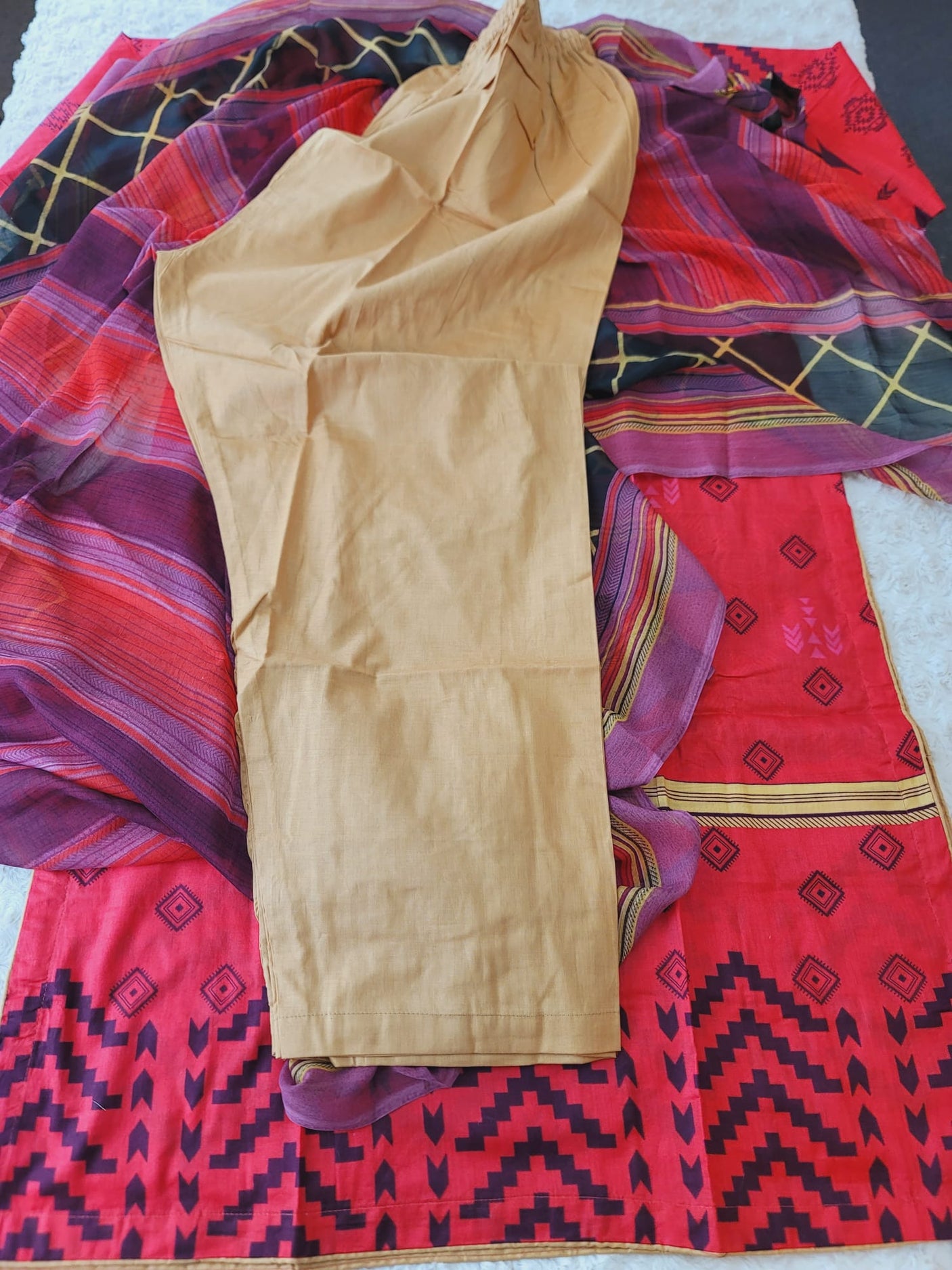 Pakistani Stitched Embroidered Lawn Salwar kameez ready to ship