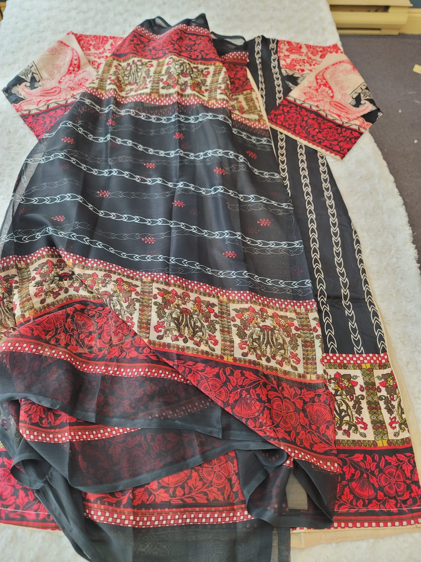 Pakistani Stitched Embroidered Lawn Salwar kameez ready to ship