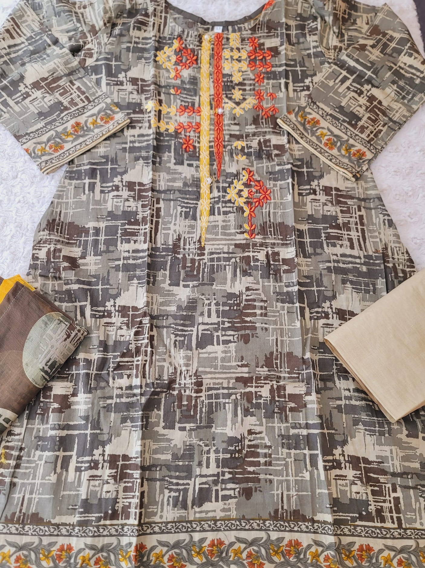 Pakistani Stitched Embroidered Lawn Salwar kameez ready to ship