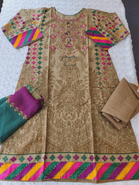 Pakistani Stitched Embroidered Lawn Salwar kameez ready to ship
